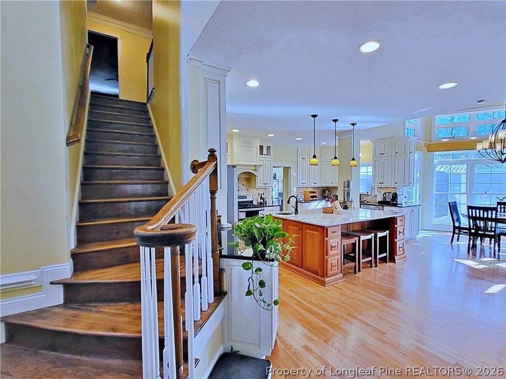 2519 S Edgewater Dr - Photo 6 of 50