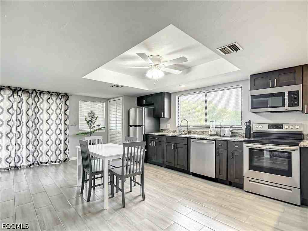 5000 Sw 16th Pl - Photo 7 of 17