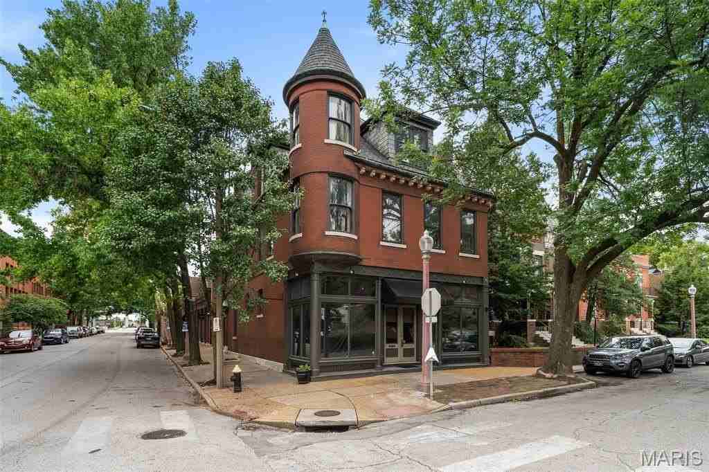 4400 Laclede Ave #3S - Photo 2 of 35