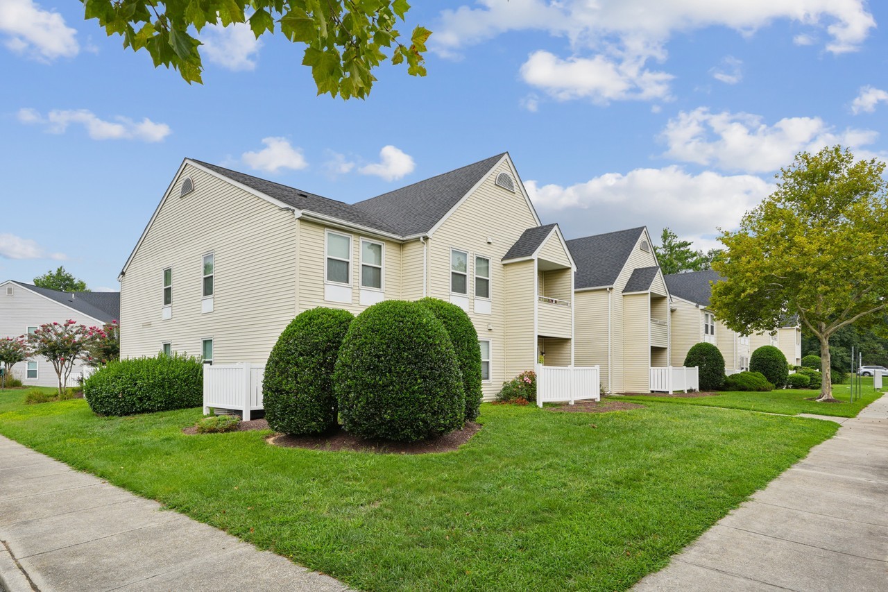 New Forest Apartments - Photo 5 of 17