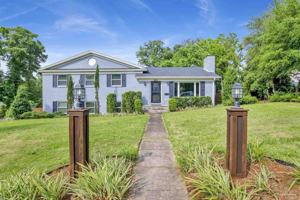 featured image of 421 Woodbine Dr