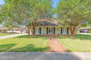 101 Wisteria Dr - Photo 1 of 1