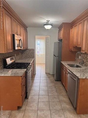 24840 Olde Orchard St - Photo 4 of 27