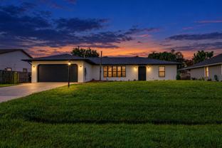 974 Se Brookedge Ave - Photo 1 of 1