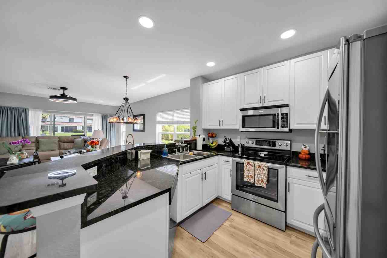 11739 Eros Rd - Photo 2 of 15