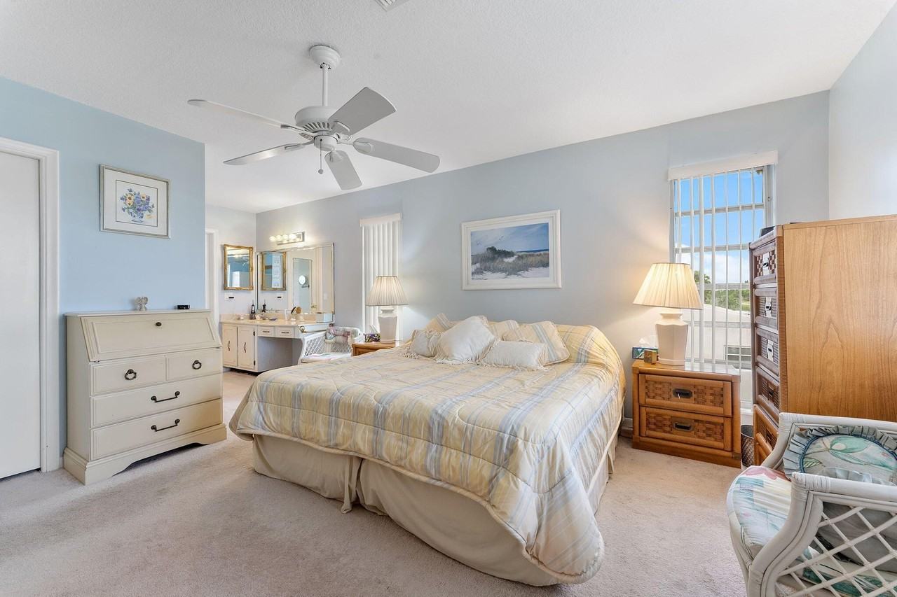 2401 Del Aire Blvd #201 - Photo 7 of 32