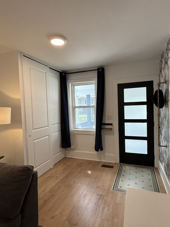 36 Huron St - Photo 2 of 12