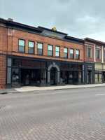 featured image of 414 Shelden Ave