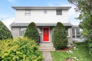 featured image of 390 Dieppe St