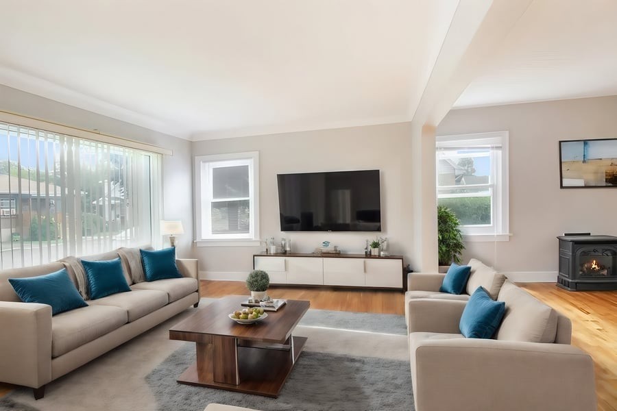 390 Dieppe St - Photo 3 of 14