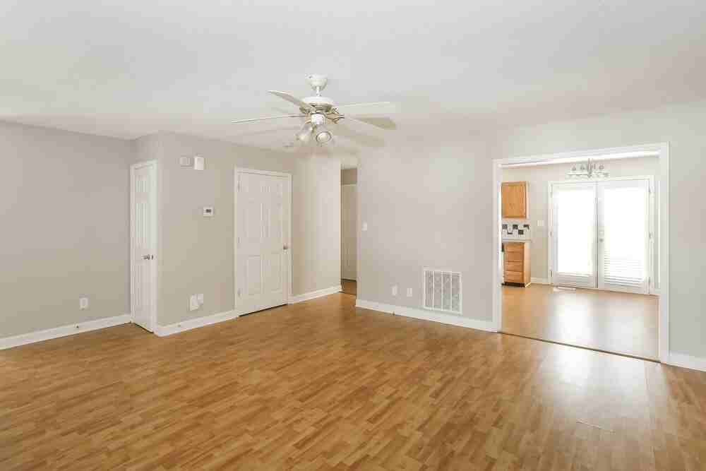 1219 Piney Church Rd - Photo 7 of 17
