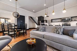 featured image of 1011 Canal St