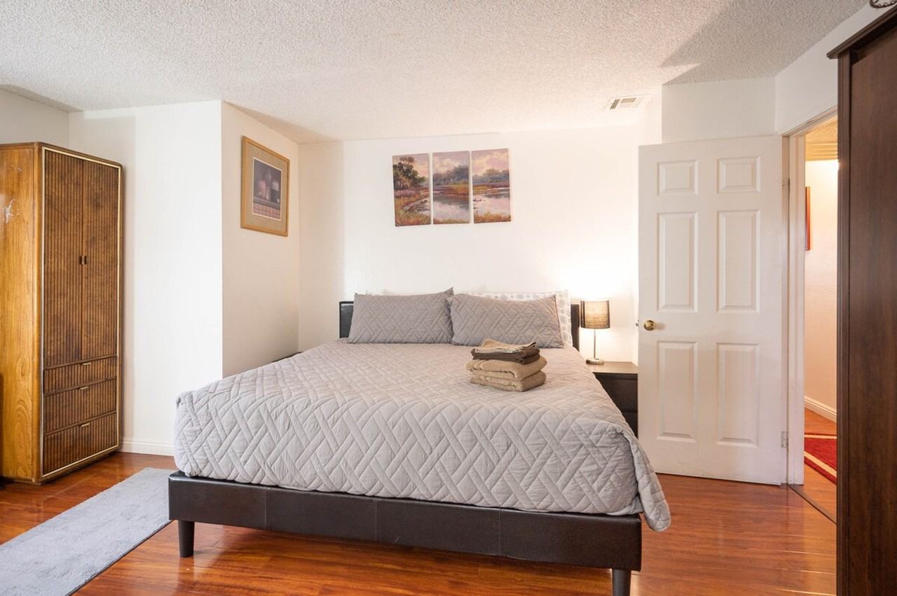 1225 Elizabeth Ave #1585219P - Photo 6 of 25