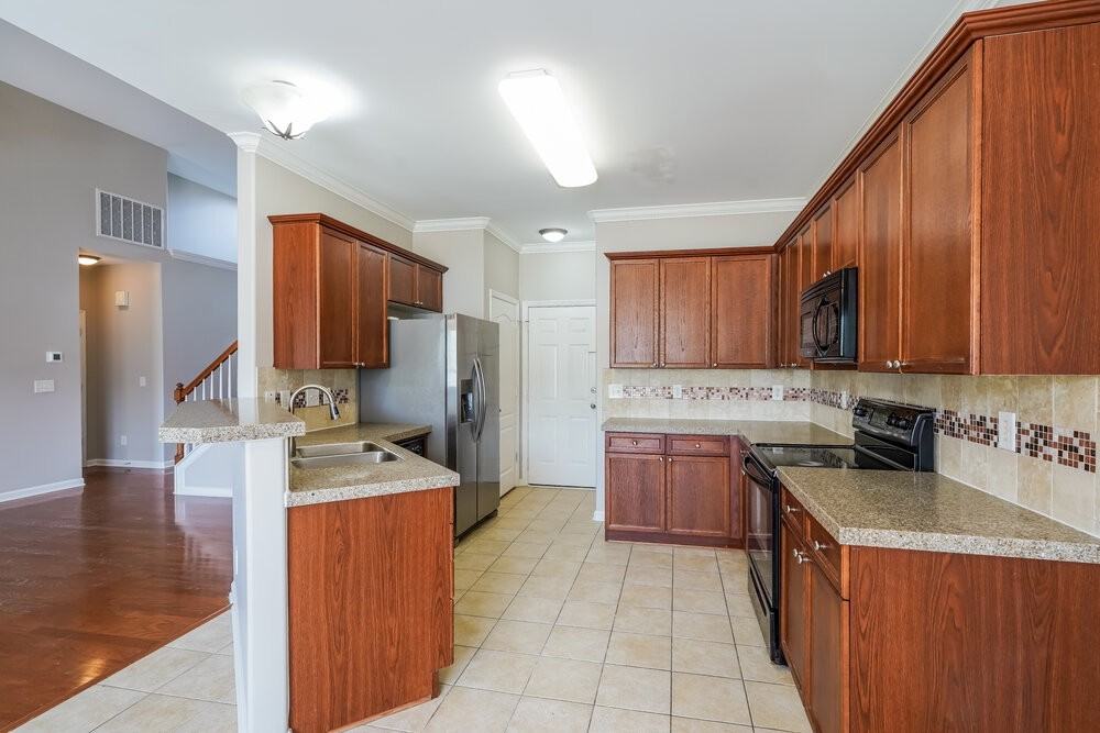 2124 Gold Valley Dr - Photo 6 of 17