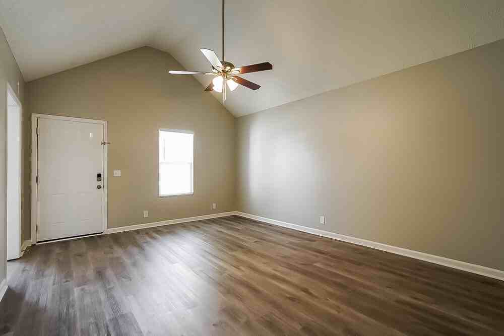 4837 Nina Marie Ave - Photo 3 of 16