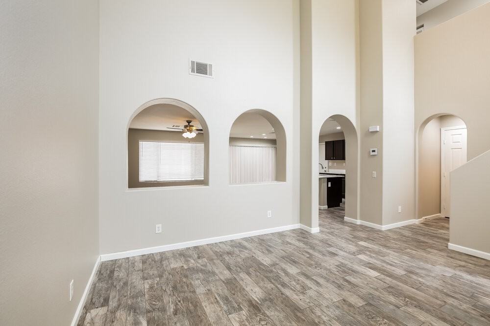 5325 Chino Heights St - Photo 4 of 17