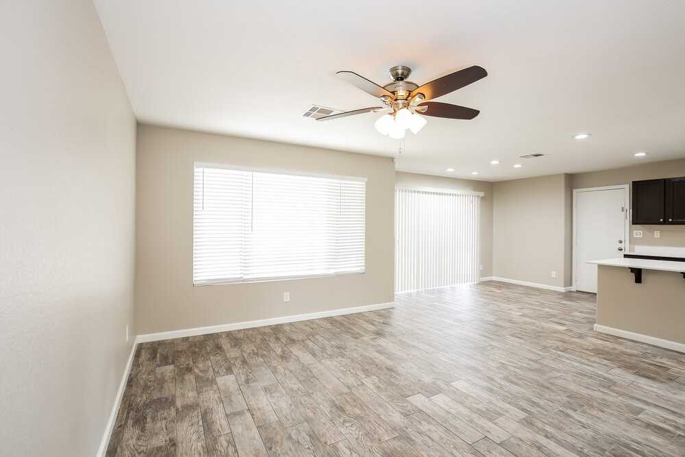 5325 Chino Heights St - Photo 6 of 17
