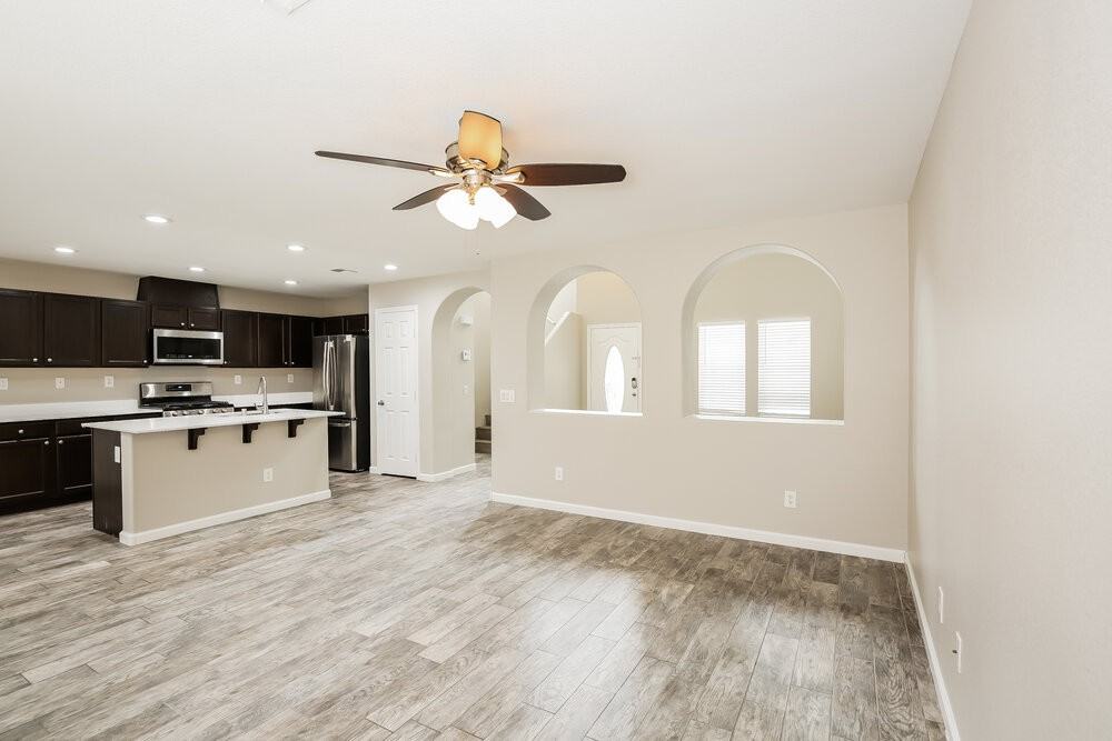 5325 Chino Heights St - Photo 7 of 17