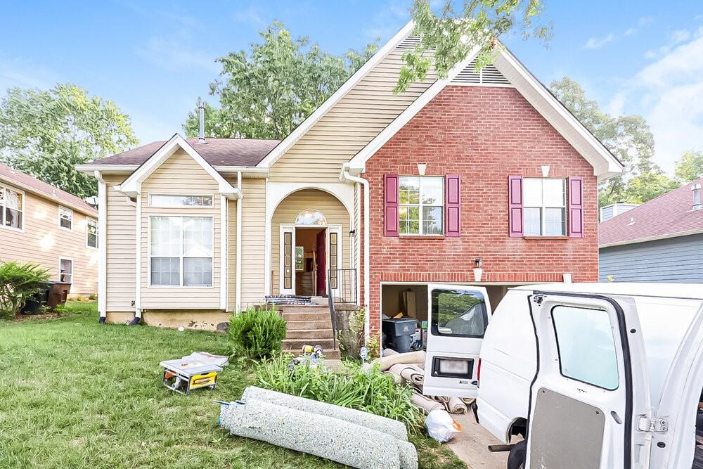 1109 White Mountain Ln