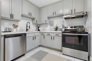 Arbors Aventura - Photo 1 of 1