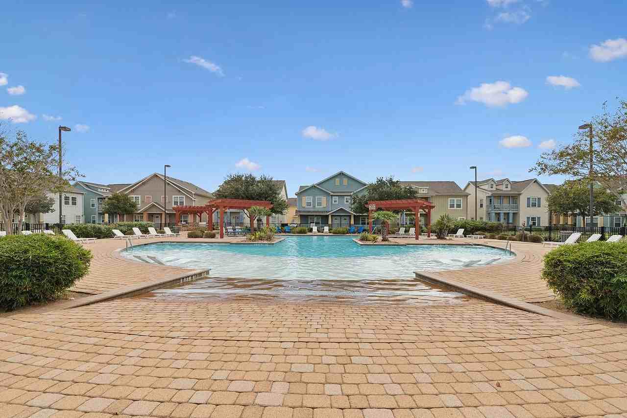 The Cottages at Corpus Christi - Photo 6 of 26