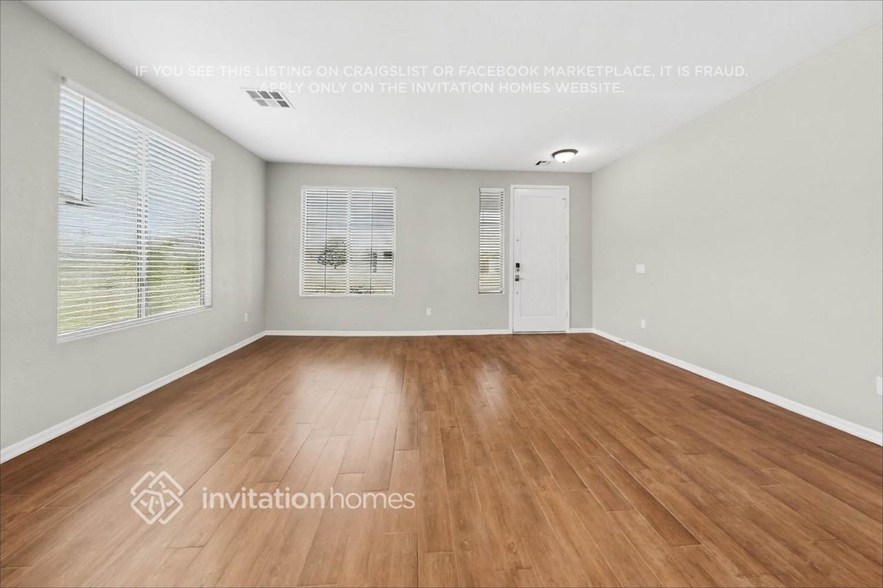 977 W Jersey Way - Photo 5 of 23