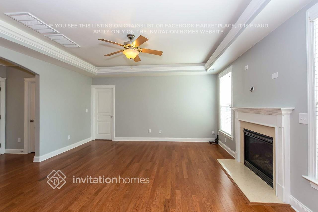 8059 Willow Branch Dr - Photo 3 of 20