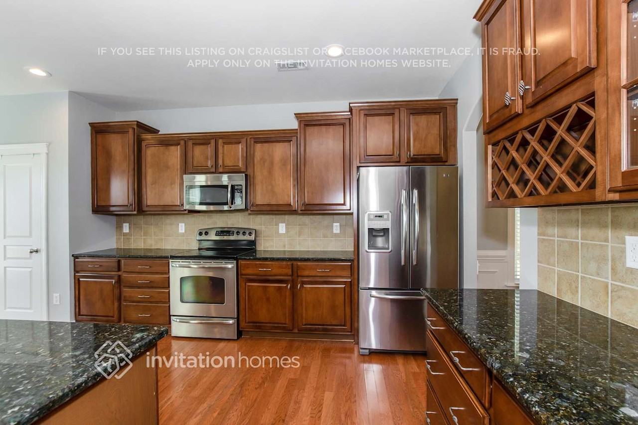 8059 Willow Branch Dr - Photo 7 of 20