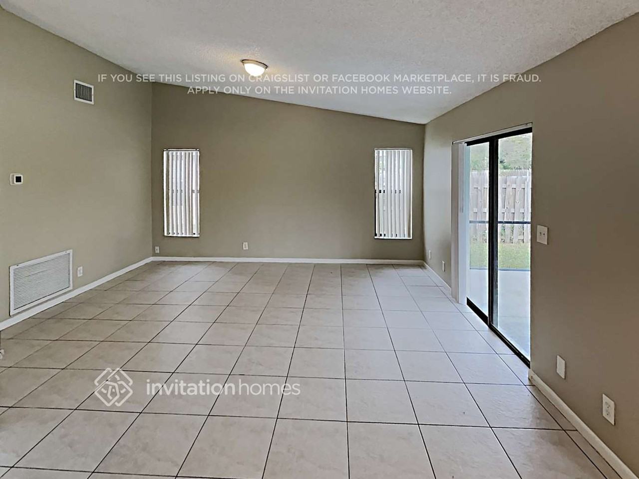 7721 Nw 23rd St - Photo 7 of 21