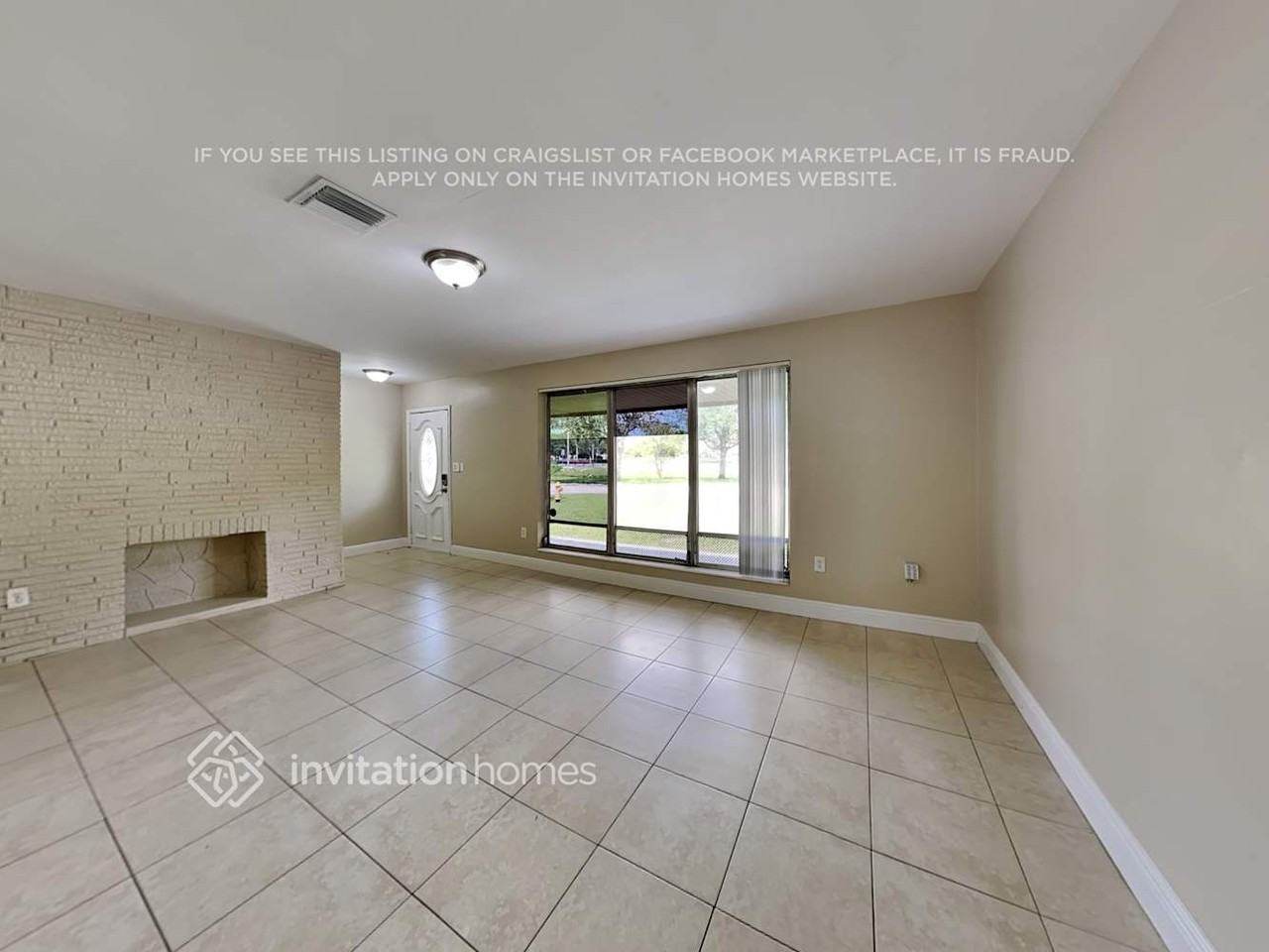2411 Utopia Dr - Photo 4 of 18