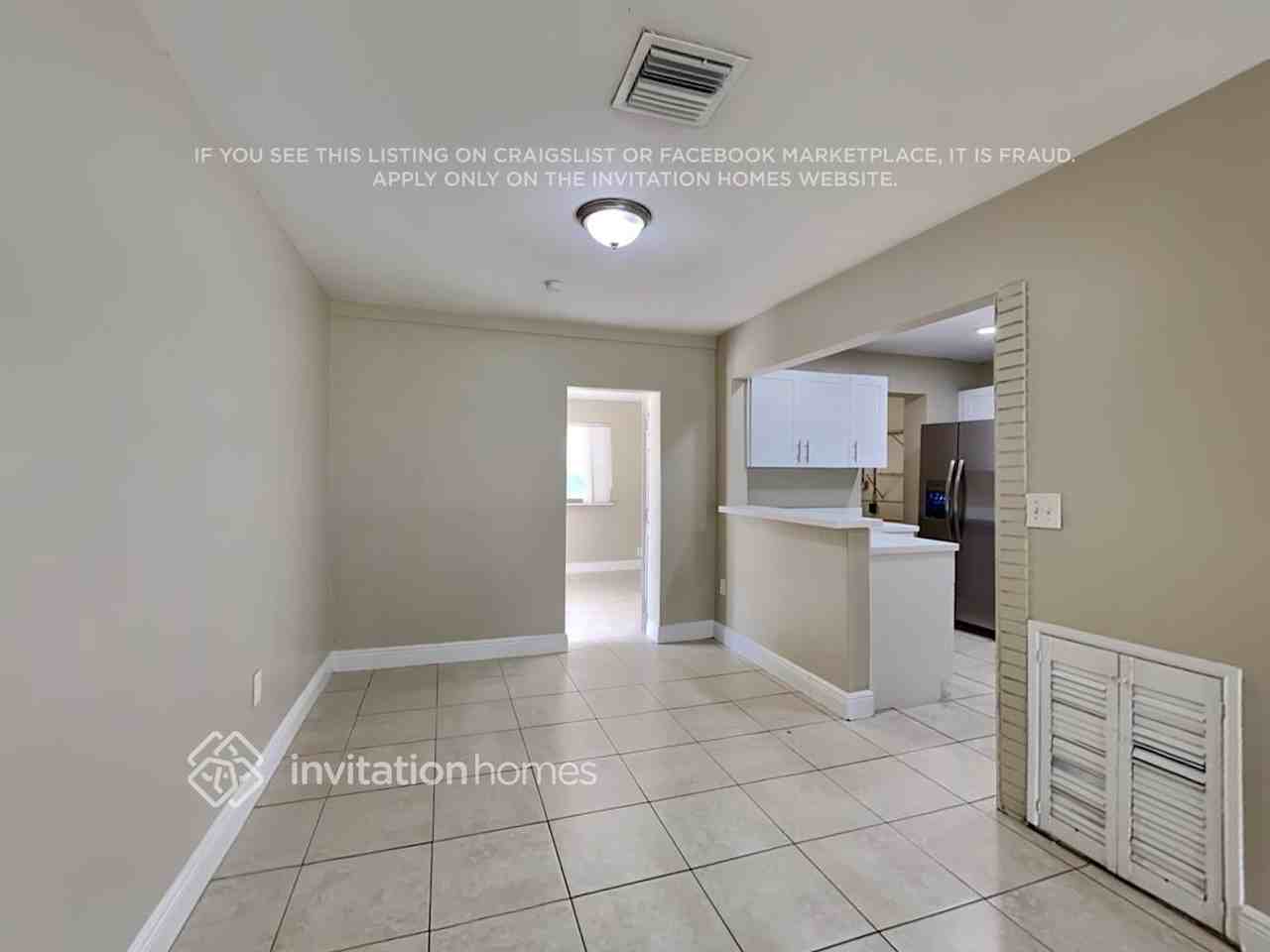 2411 Utopia Dr - Photo 5 of 18