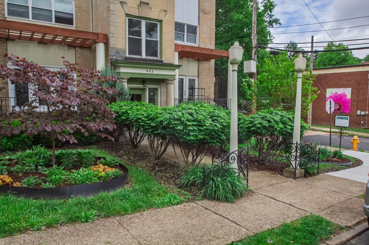 423 Biddle Avenue - Photo 2 of 4