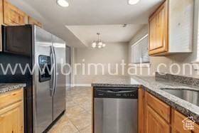 2572 E Canterbury Ln #1 - Photo 2 of 19