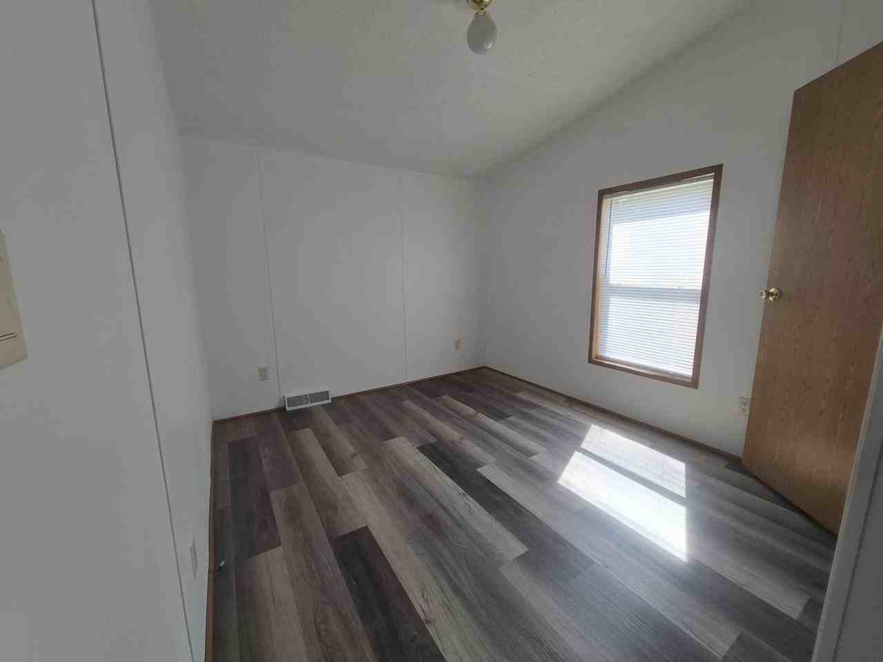 916 Spring Ridge Dr #916 - Photo 4 of 11