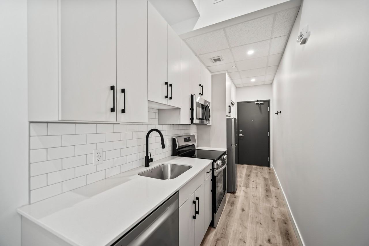 171 Donald Street - Photo 5 of 16