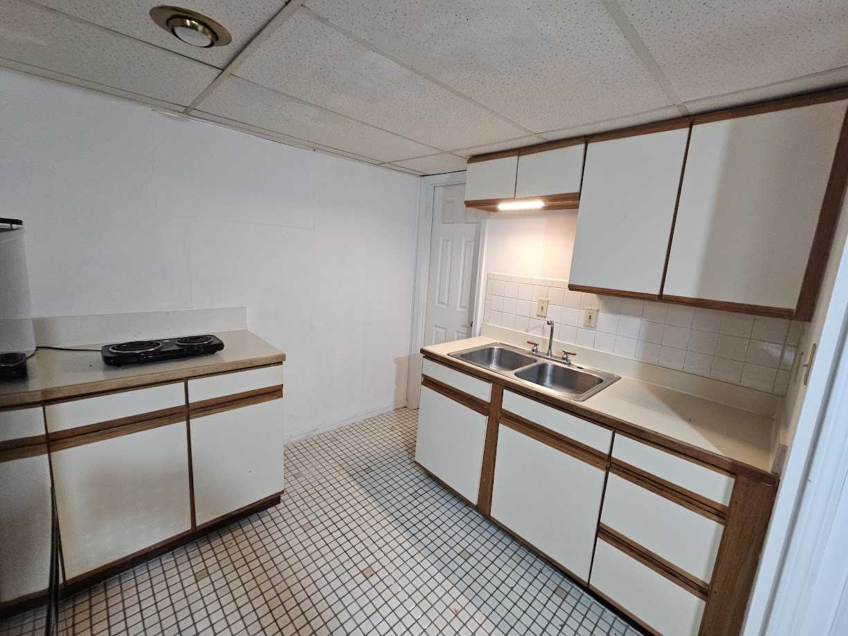 9312 Bluejacket Street - Photo 6 of 7
