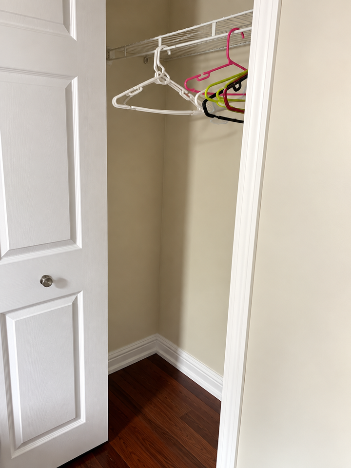 211 Veronica Drive - Photo 2 of 8