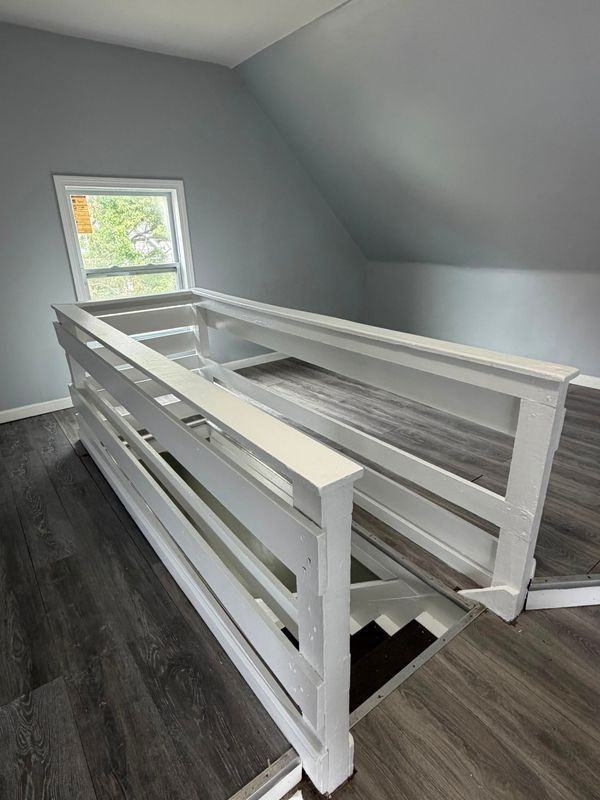 174 Laurel Ave - Photo 2 of 4