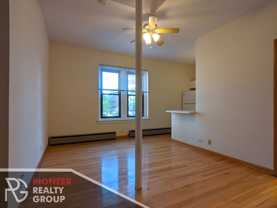 635 W Barry Ave - Photo 1 of 1