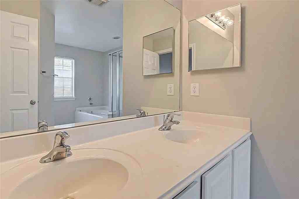 12434 Oriole Lake Way - Photo 6 of 7