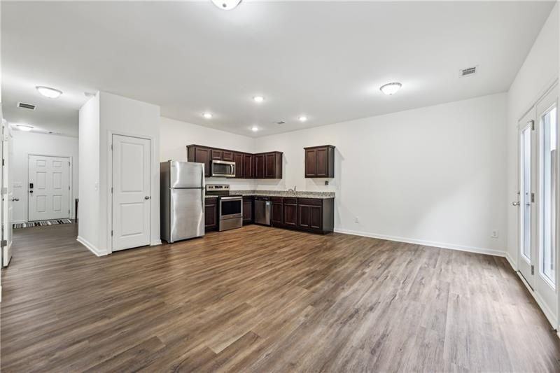 3294 Tarian Way - Photo 4 of 9