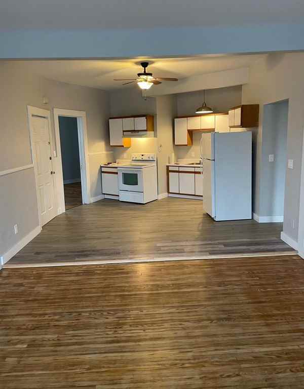 370 Virginia St ##3 - Photo 4 of 11