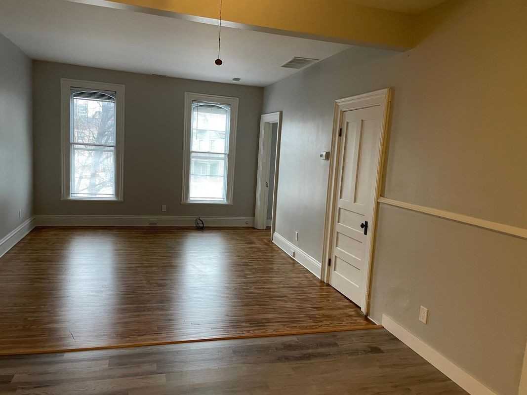 370 Virginia St ##3 - Photo 5 of 11