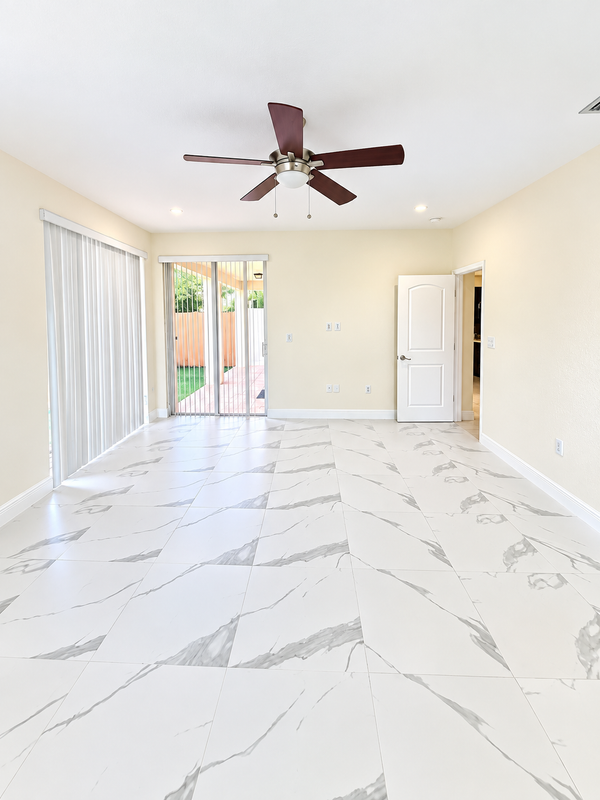 4617 Nw 96th Ave - Photo 4 of 12