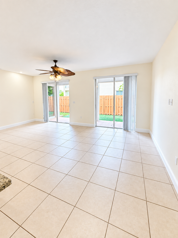 4617 Nw 96th Ave - Photo 7 of 12