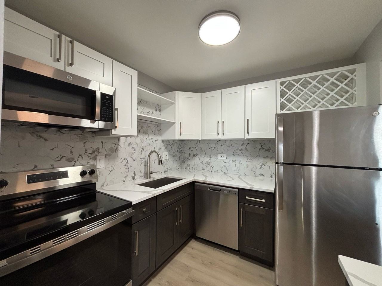 Royal Grove Apartments - Photo 5 of 50