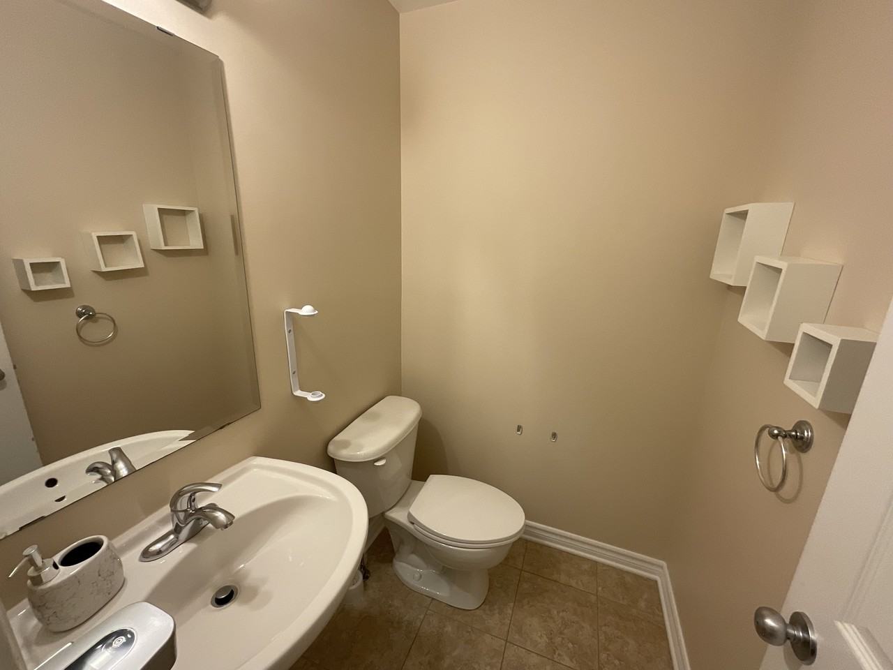 266 Serena Way - Photo 5 of 28