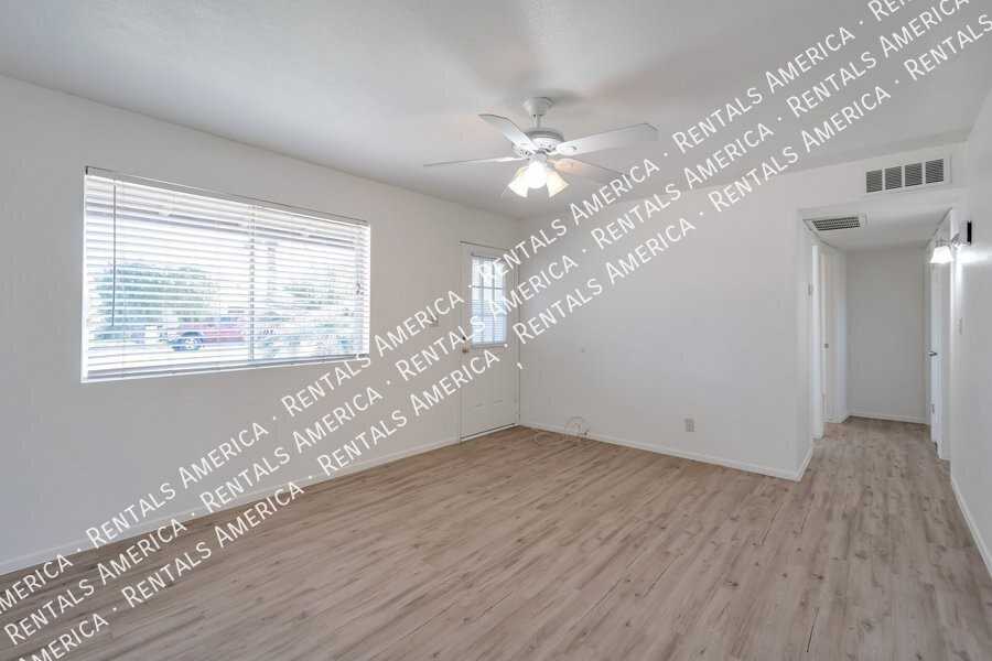 2074 W Butler Dr - Photo 2 of 14