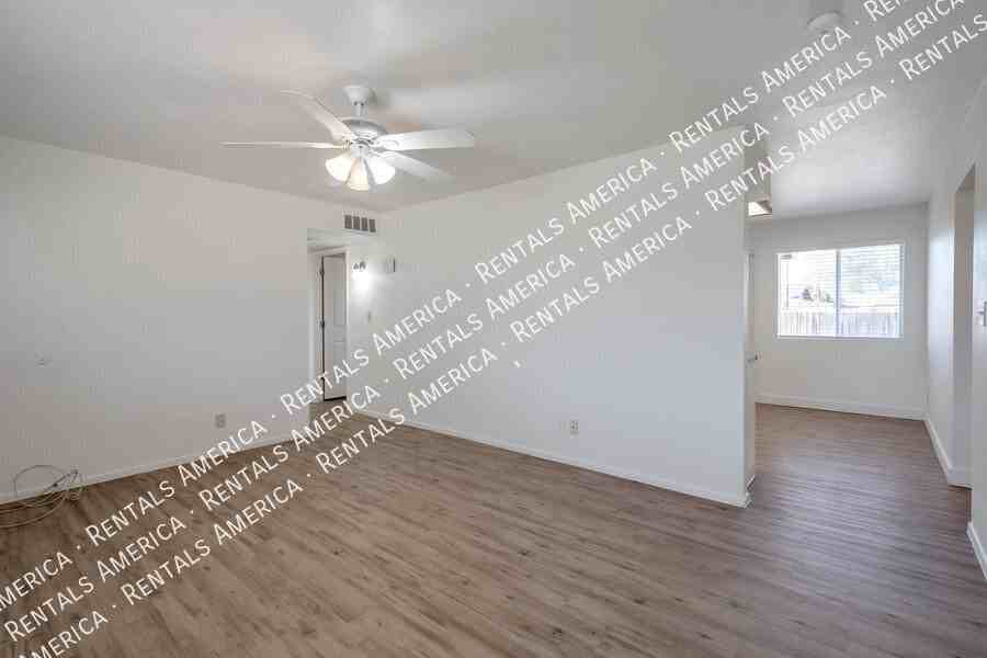 2074 W Butler Dr - Photo 3 of 14