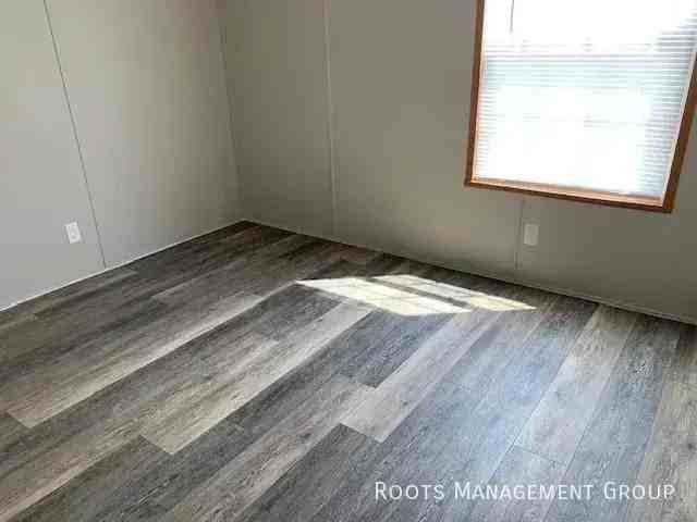 22 Melissa Dr #M22 - Photo 5 of 24